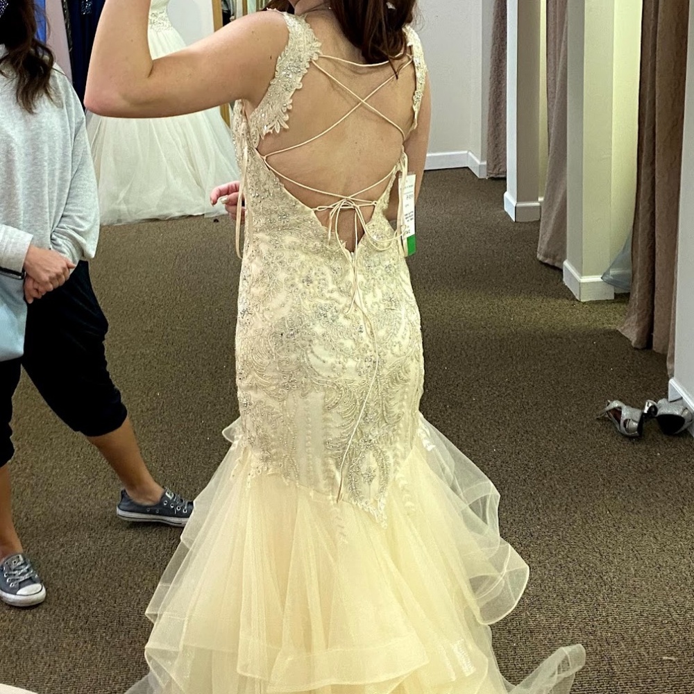 PROM DRESS!!